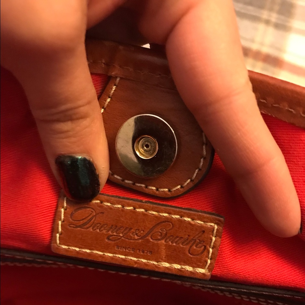 Large Brown Dooney & Bourke Bag - Picture 3 of 8